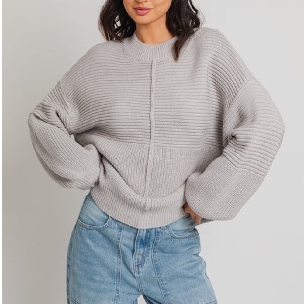 Cozy Gray Ribbed Sweater - Picture 7 of 7